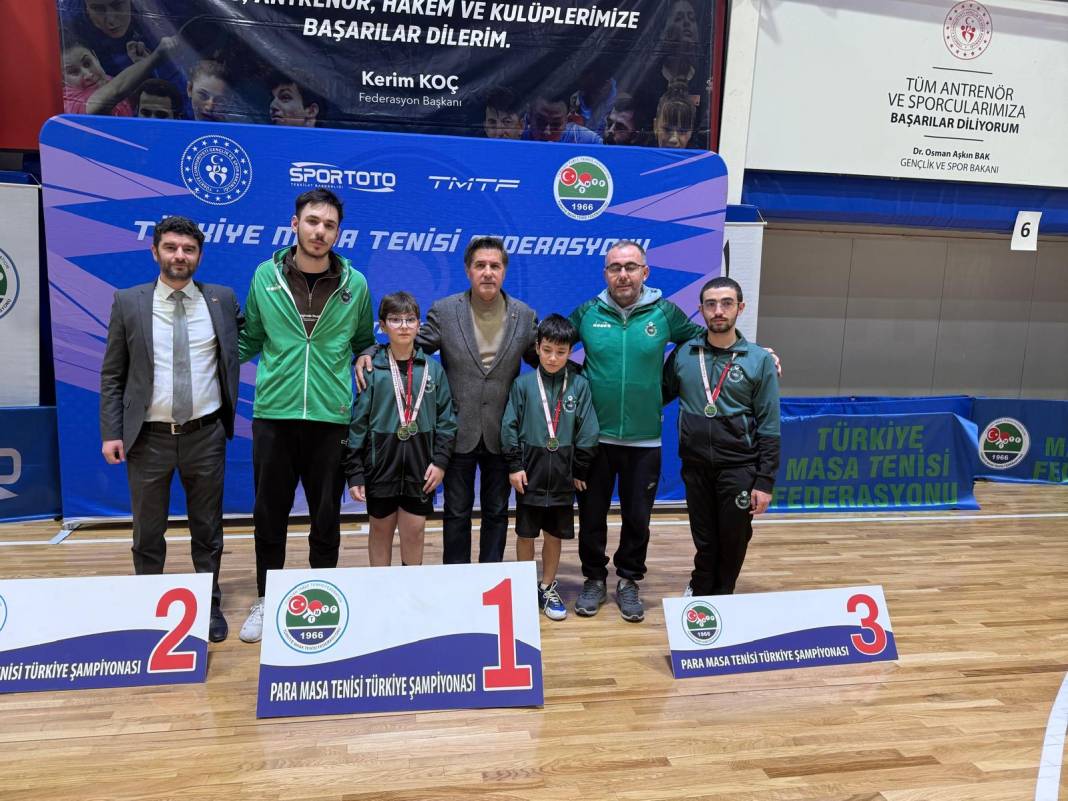 Konya’da sporun parlayan yıldızı Karatay oldu 14